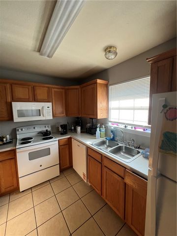 3705-3707 Oldenburg Ln Lane, College Station, TX 77845