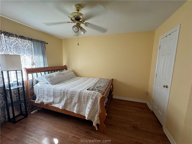 3705-3707 Oldenburg Ln Lane, College Station, TX 77845