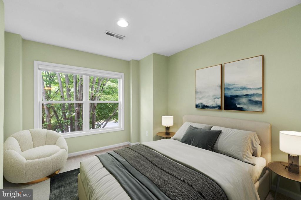 Image 22 of property listing at 10228 RUTLAND ROUND RD #26, Columbia, MD 21044