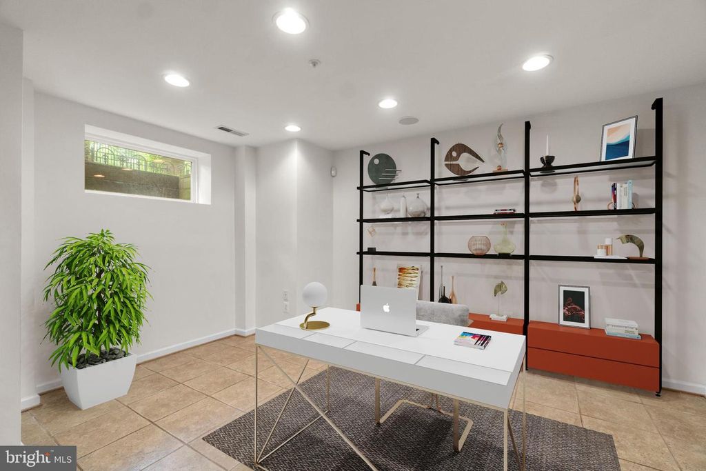 Image 28 of property listing at 10228 RUTLAND ROUND RD #26, Columbia, MD 21044