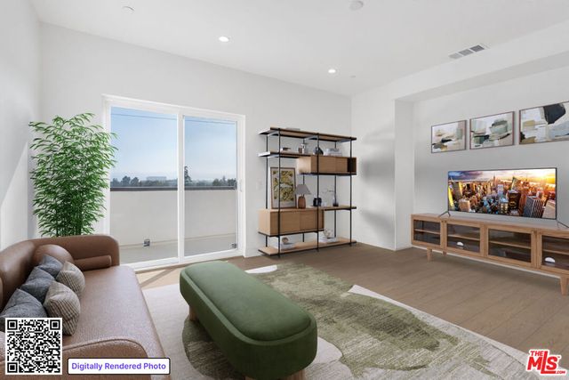 11222 W Lyon Lane 10, North Hollywood, CA 91606