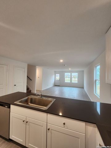 6013 Companion, Bulverde, TX 78163