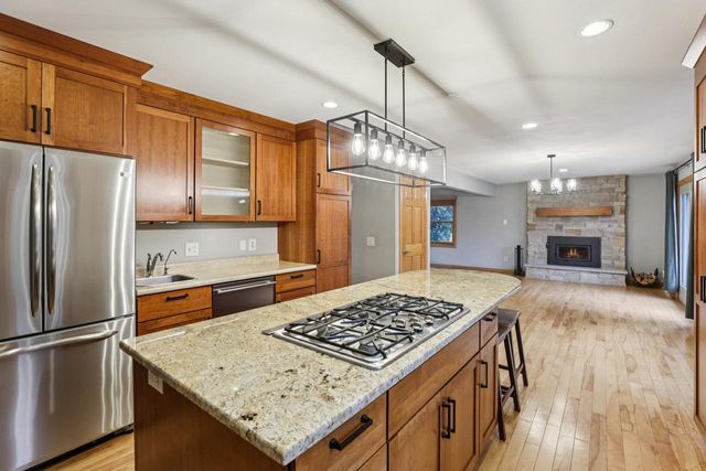 203 Melody Lane, Verona, WI 53593