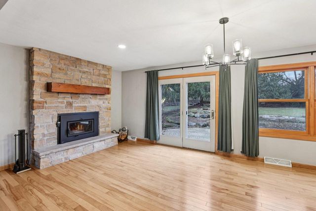 203 Melody Lane, Verona, WI 53593