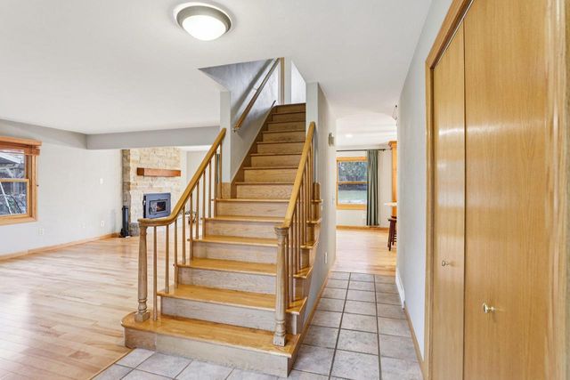 203 Melody Lane, Verona, WI 53593