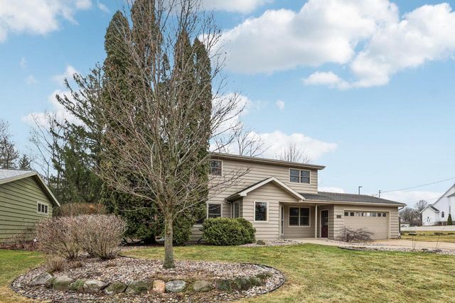 203 Melody Lane, Verona, WI 53593