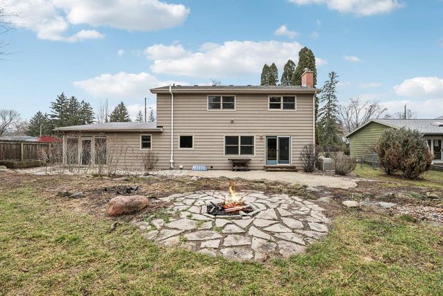 203 Melody Lane, Verona, WI 53593
