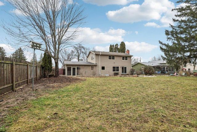 203 Melody Lane, Verona, WI 53593