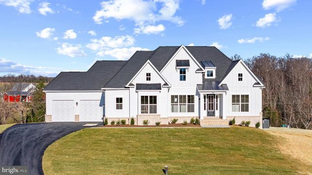 TUMBLE LEAF LANE, Winchester, VA 22602