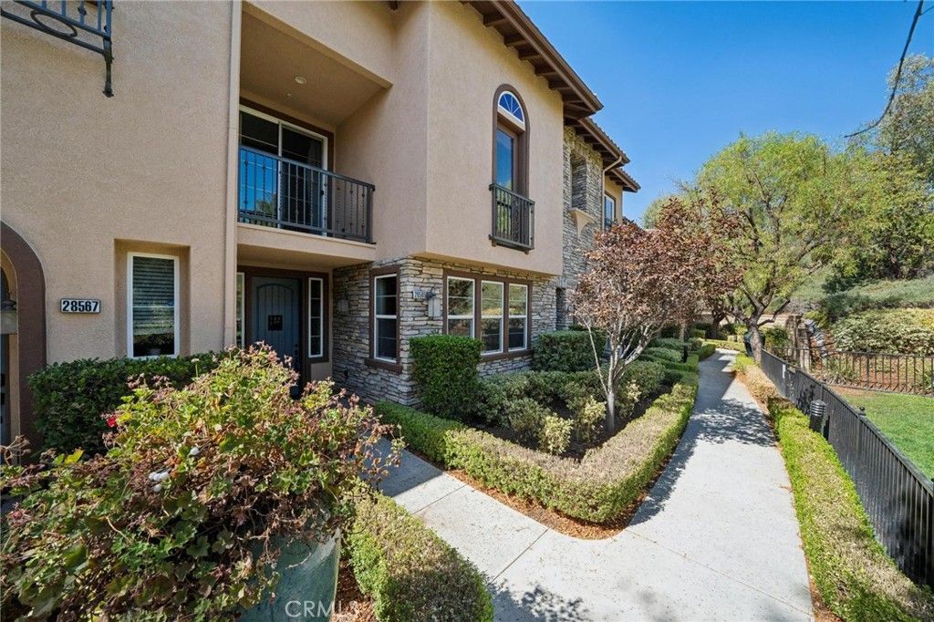 28565 Herrera Street 100, Valencia, CA 91354 — exterior