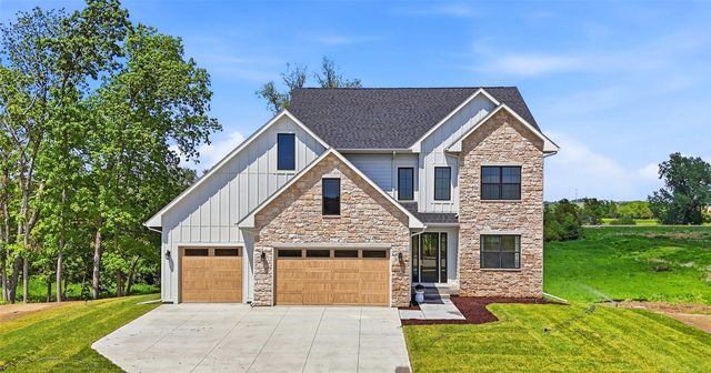 1204 Timber Trail, Solon, IA 52333