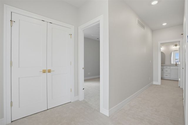 1204 Timber Trail, Solon, IA 52333