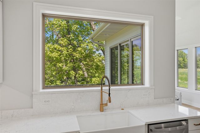1204 Timber Trail, Solon, IA 52333