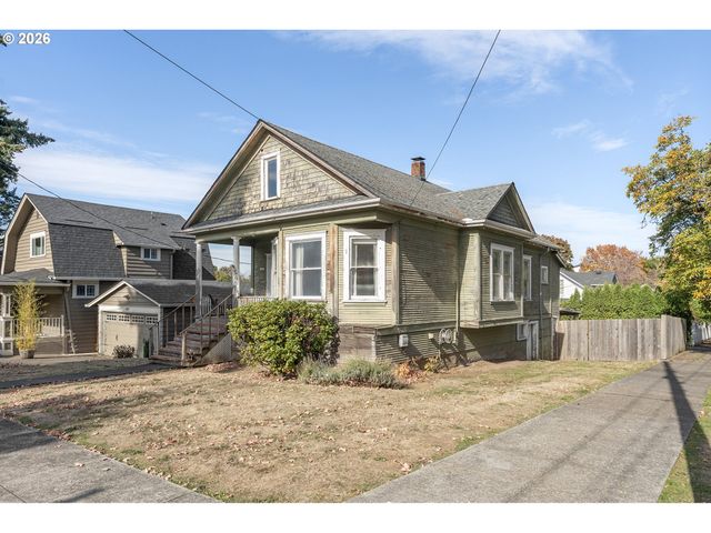 4835 Se KELLY St, Portland, OR 97206