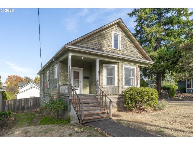 4835 Se KELLY St, Portland, OR 97206