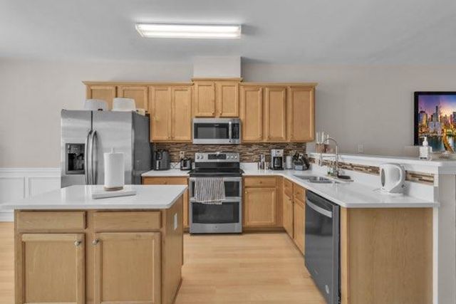 2275 Spin Drift Way, Lawrenceville, GA 30043