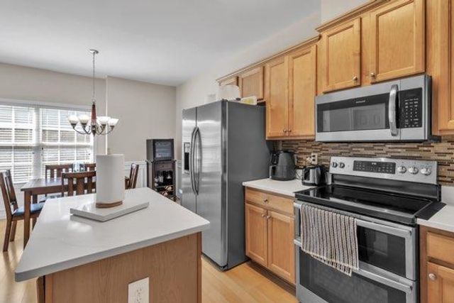 2275 Spin Drift Way, Lawrenceville, GA 30043