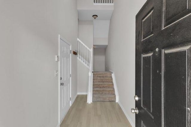 2275 Spin Drift Way, Lawrenceville, GA 30043