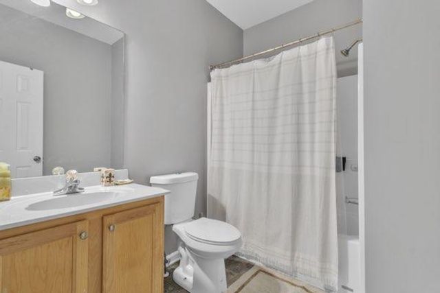 2275 Spin Drift Way, Lawrenceville, GA 30043