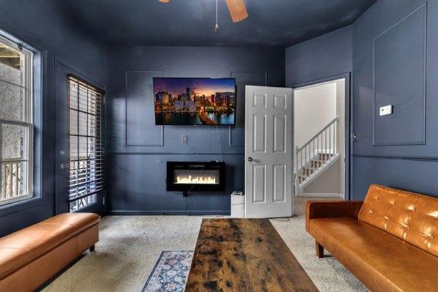 2275 Spin Drift Way, Lawrenceville, GA 30043