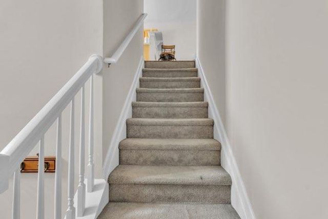 2275 Spin Drift Way, Lawrenceville, GA 30043