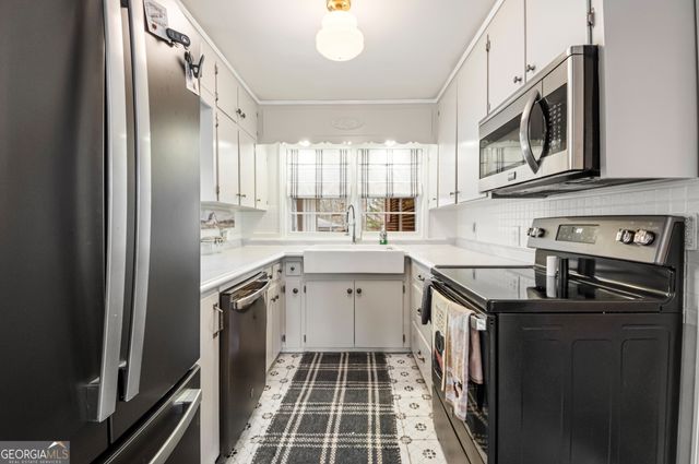 436 Tommy Irvin Road, Mount Airy, GA 30563