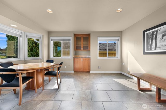 4771 S Golf Course Drive, Blaine, WA 98230