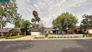 3586 Tupelo Dr, Walnut Creek, CA 94598