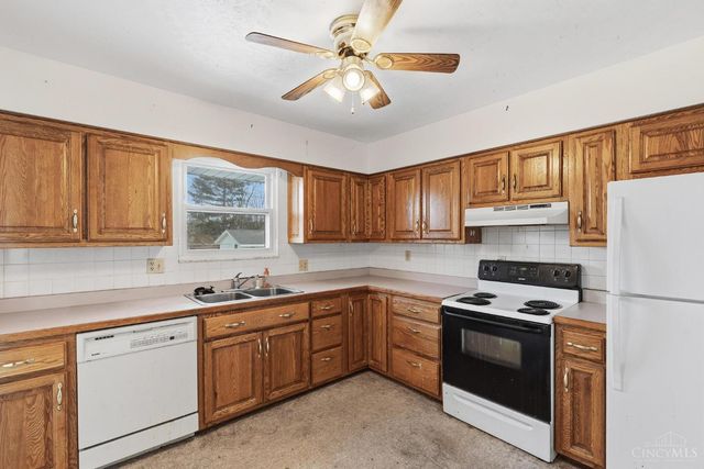 551 Randolph Street, Wilmington, OH 45177