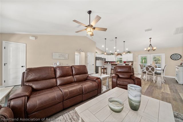 4040 Santa Barbara Drive, Sebring, FL 33875