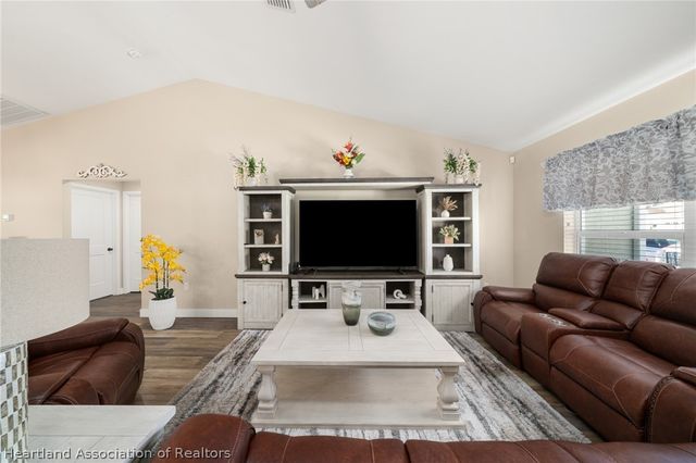 4040 Santa Barbara Drive, Sebring, FL 33875