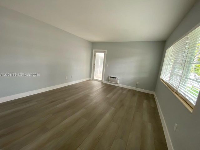 1026 Pennsylvania Ave 1, Miami Beach, FL 33139