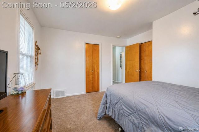 33629 Forest Street, Wayne, MI 48184