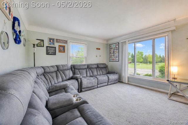 33629 Forest Street, Wayne, MI 48184