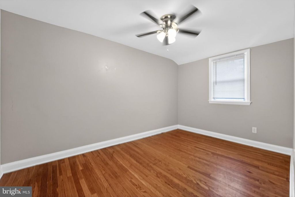 Image 21 of property listing at 8314 LOCH RAVEN BLVD, Towson, MD 21286