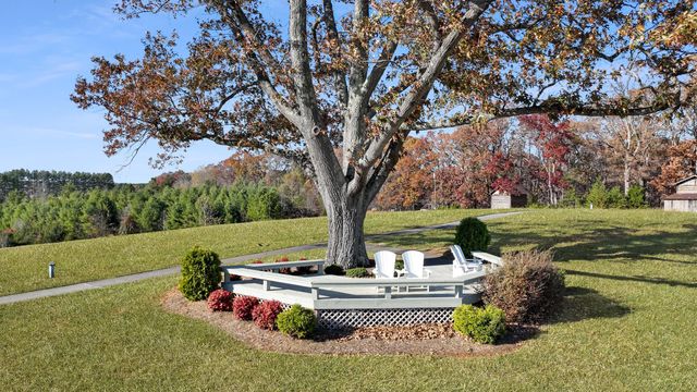 Lot 39 Harbour Island LN, Moneta, VA 24121