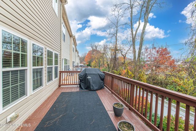27 Pate Drive, Middletown, NJ 07748