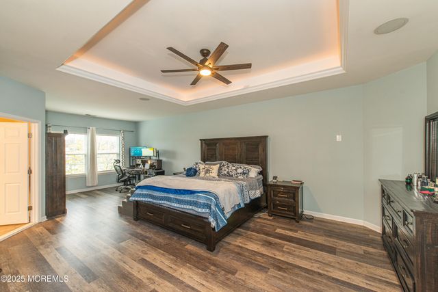 27 Pate Drive, Middletown, NJ 07748