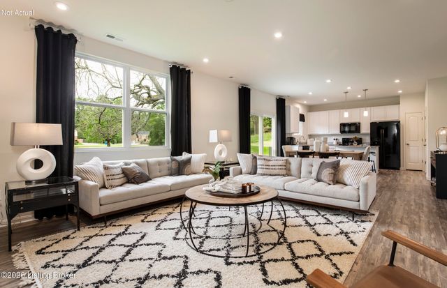 6802 Oak Rock Dr, Louisville, KY 40291