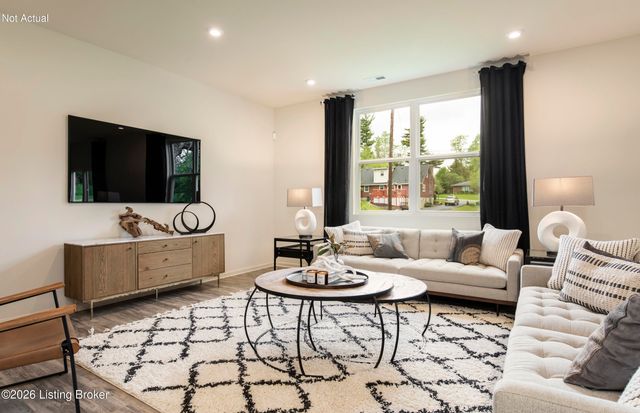 6802 Oak Rock Dr, Louisville, KY 40291