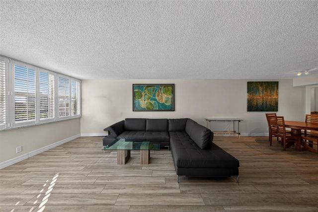 1160 N Federal Highway 522, Fort Lauderdale, FL 33304