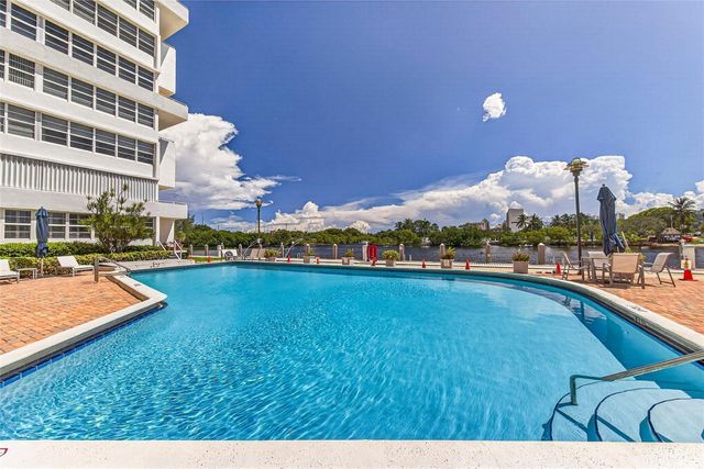 1160 N Federal Highway 522, Fort Lauderdale, FL 33304