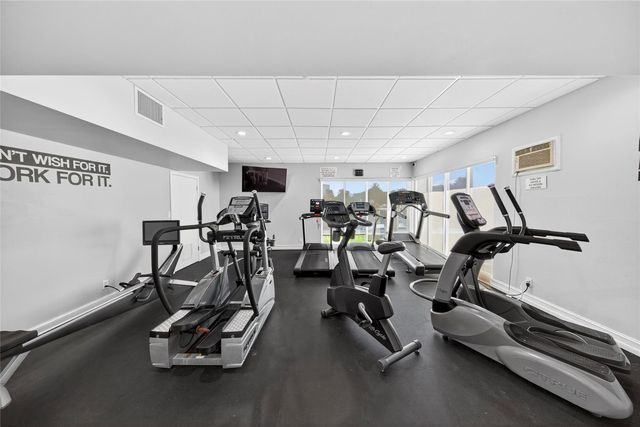 1160 N Federal Highway 522, Fort Lauderdale, FL 33304