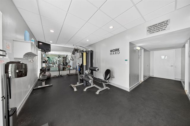 1160 N Federal Highway 522, Fort Lauderdale, FL 33304