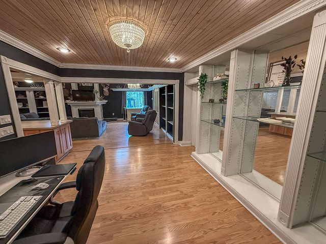 3708 N OAKLAND GRAVEL RD, Columbia, MO 65202