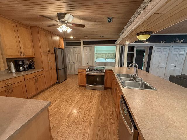 3708 N OAKLAND GRAVEL RD, Columbia, MO 65202