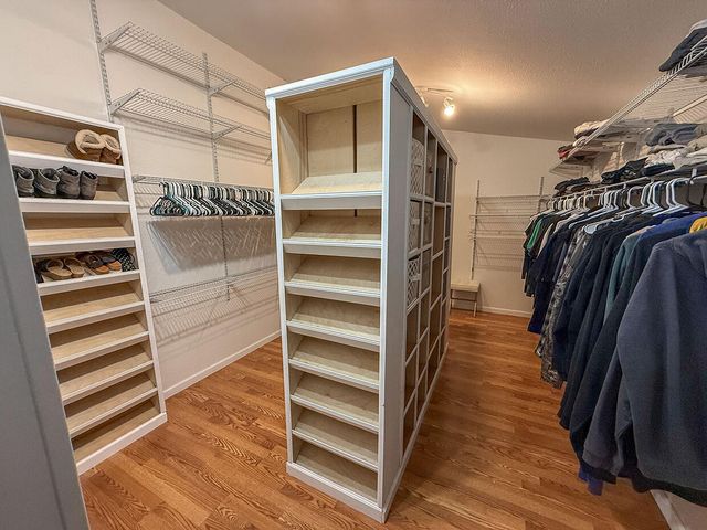 3708 N OAKLAND GRAVEL RD, Columbia, MO 65202