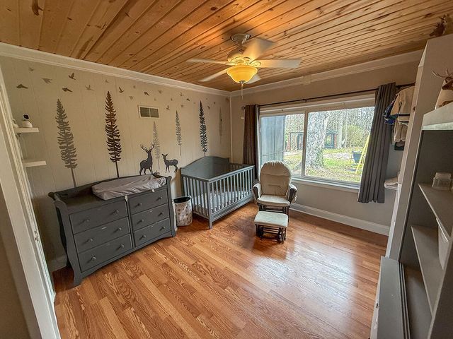 3708 N OAKLAND GRAVEL RD, Columbia, MO 65202