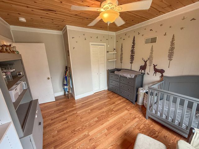 3708 N OAKLAND GRAVEL RD, Columbia, MO 65202