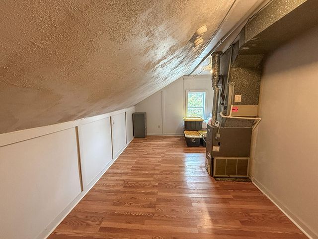 3708 N OAKLAND GRAVEL RD, Columbia, MO 65202